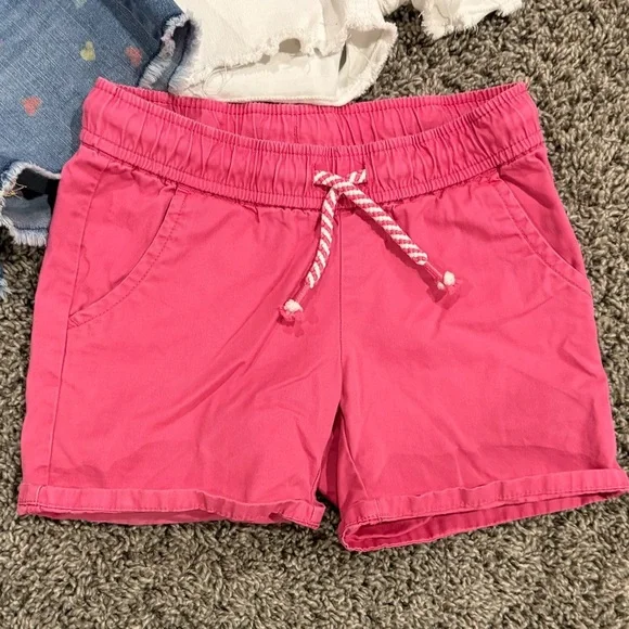 Bundle of 3 pairs of girls Cat & Jack shorts, size 6 - Picture 2 of 11